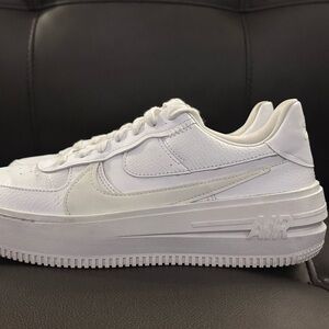 Nike Air Force 1 Women Size 8.5